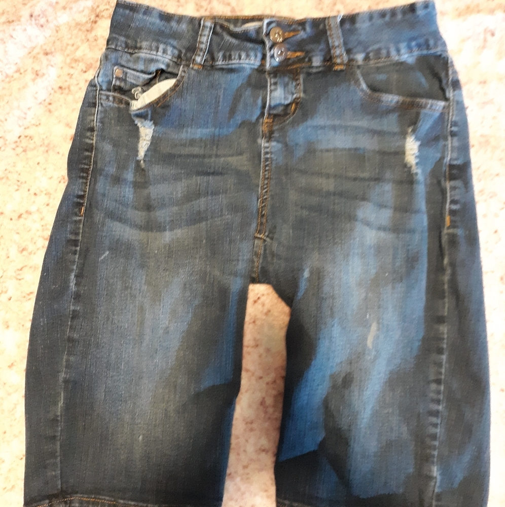 It Jean shorts